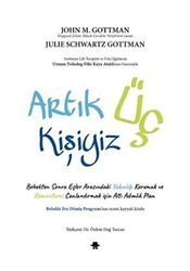 Artık Üç Kişiyiz - Görünmez Adam Yayıncılık