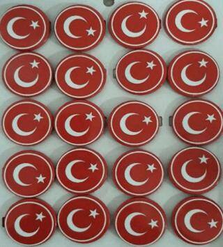 Türk Bayrağı Rozeti - 1